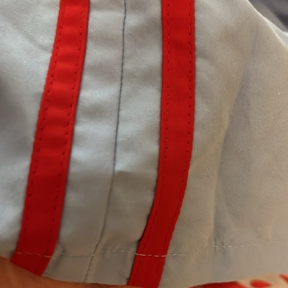 No tag sleeveless red dress with blue floral design. Size Medium - Picture 7 of 7